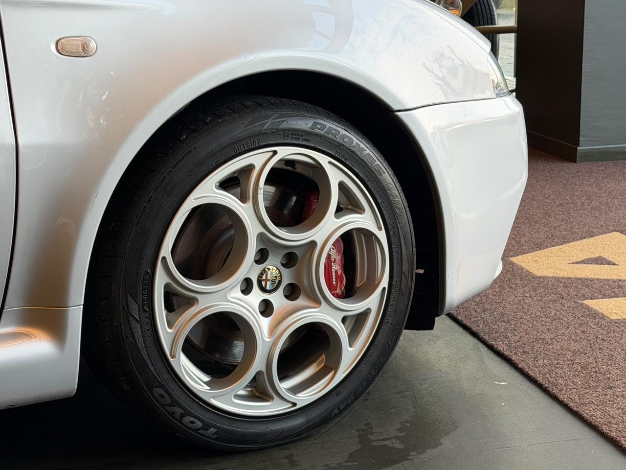 Alfa Romeo 147 3.2i V6 24V cat Selespeed 3 porte GTA