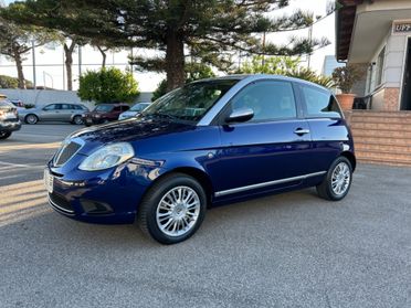 Lancia Ypsilon 1.2 Argento B-Color