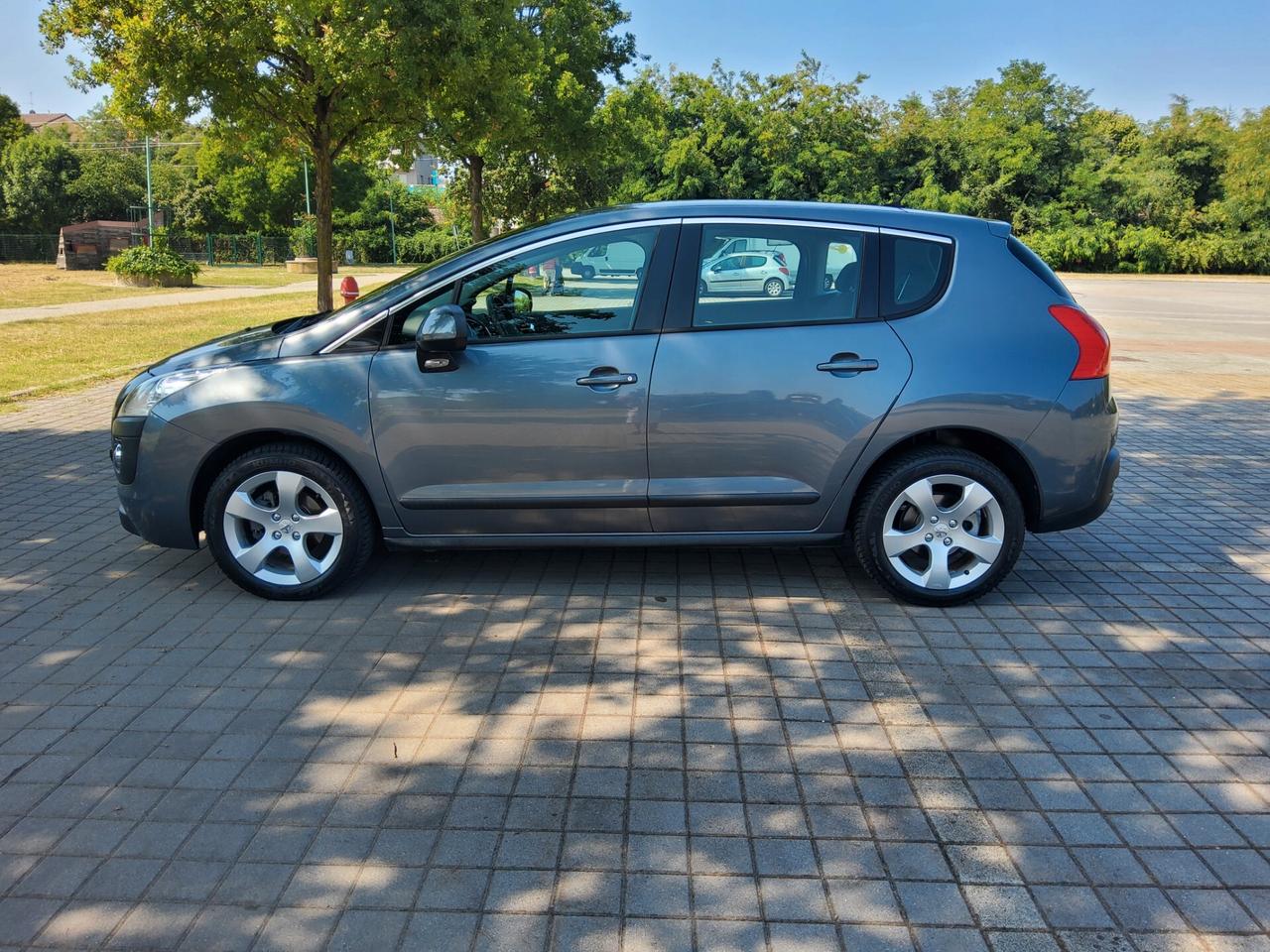Peugeot 3008 1.6 e-HDi 112CV cambio robotizzato Stop&Start Active