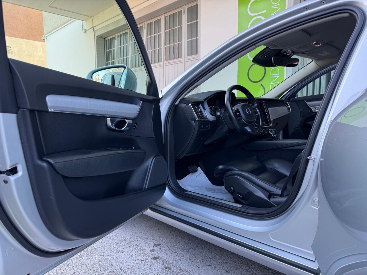 Volvo S90 2.0 d4 Business+ AUTO GARANZIA 24 MESI