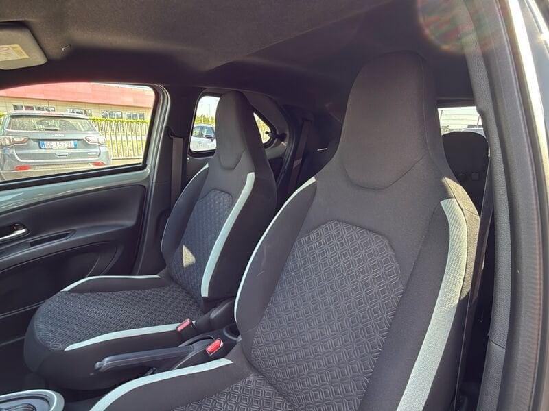 Toyota Aygo X 1.0B (72 CV) Trend S-CVT