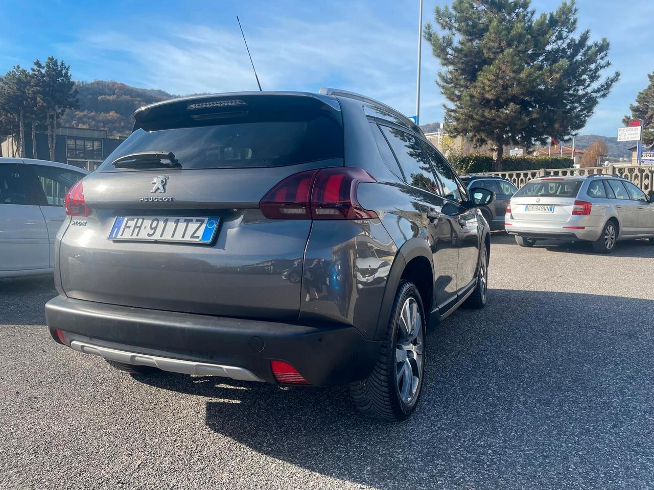 Peugeot 2008 BlueHDi 120 Allure