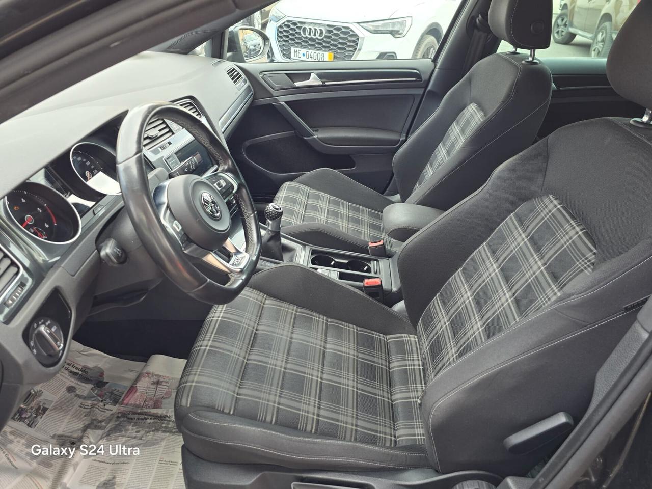 Volkswagen Golf 2.0 TDI 5p. Sport Edition BlueMotion Tech.