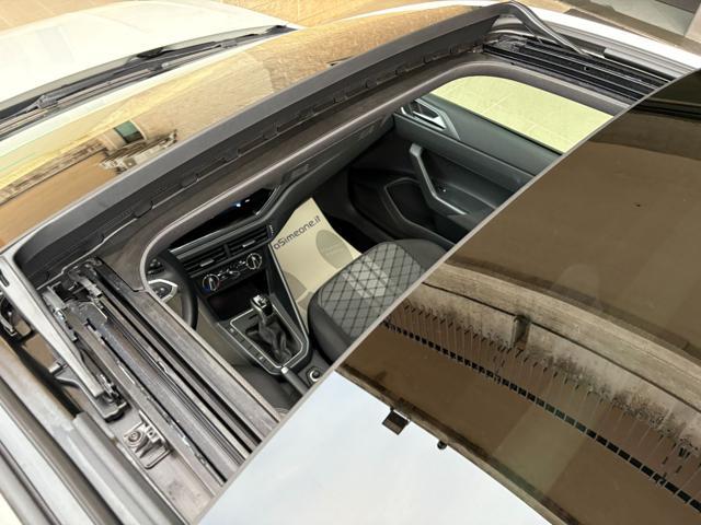 VOLKSWAGEN Taigo 1.0 TSI 110 CV DSG R-Line TETTO APR/PAN