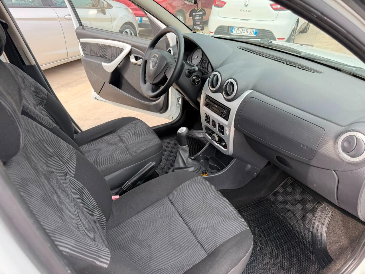 Dacia Sandero 1.4 8V GPL Lauréate