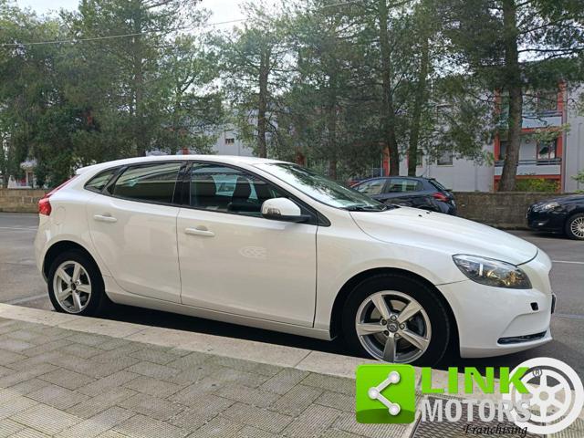 VOLVO V40 D2 1.6 Kinetic NEOPATENTATI
