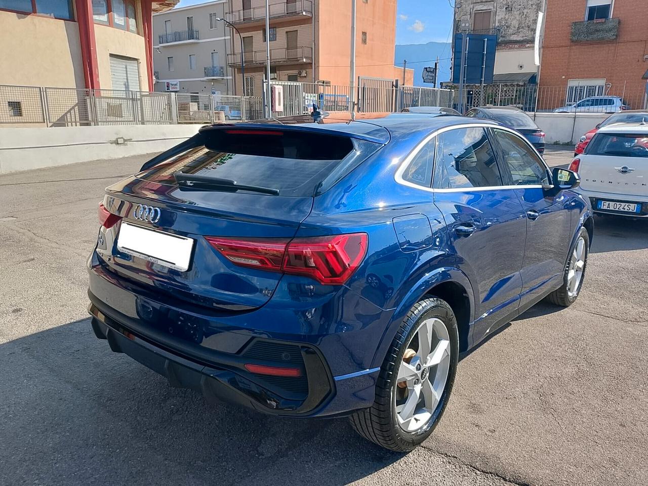 Audi Q3 35 TFSI S tronic line edition