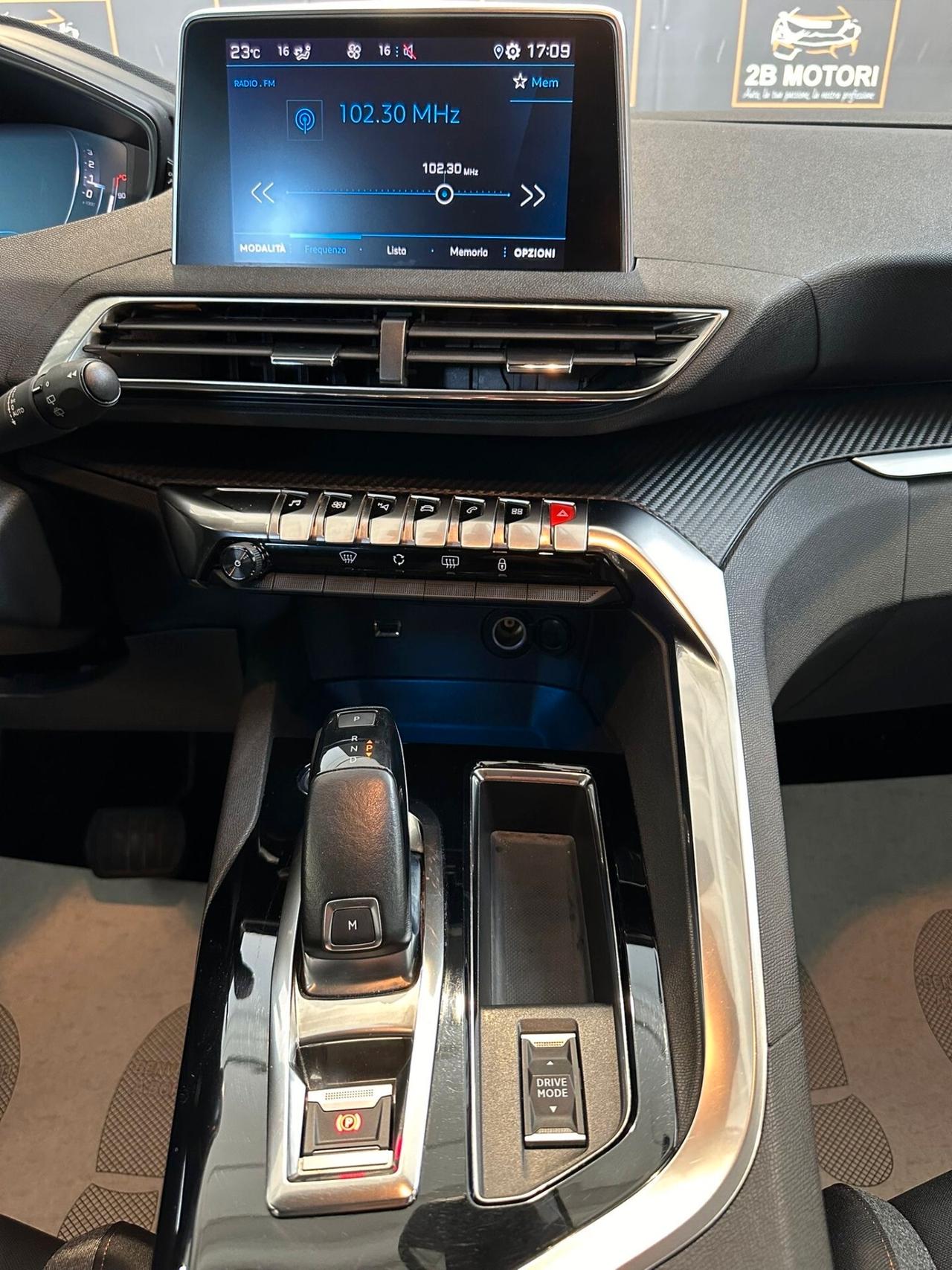Peugeot 3008 BlueHDi 130 S&S EAT8 Allure