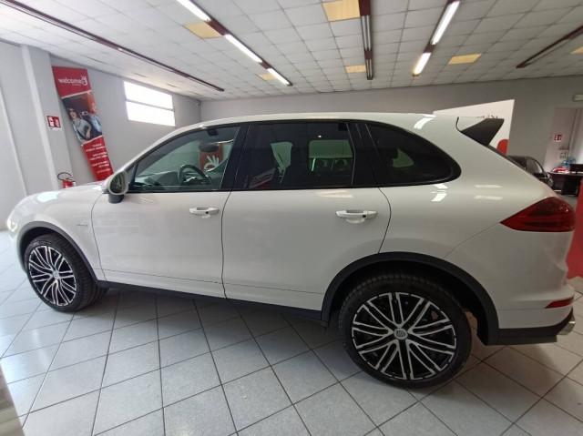 Porsche Cayenne Cayenne 3.0 tiptronic