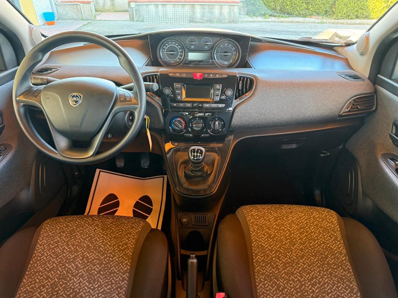 Lancia Ypsilon 1.0 FireFly 5 porte S&S Hybrid Silver Plus