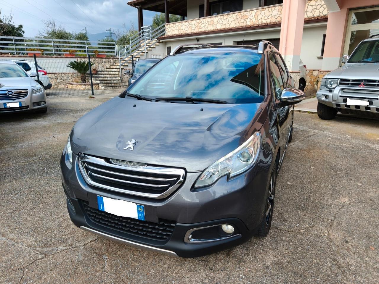 Peugeot 2008 1.6 HDI – Allure - 2014