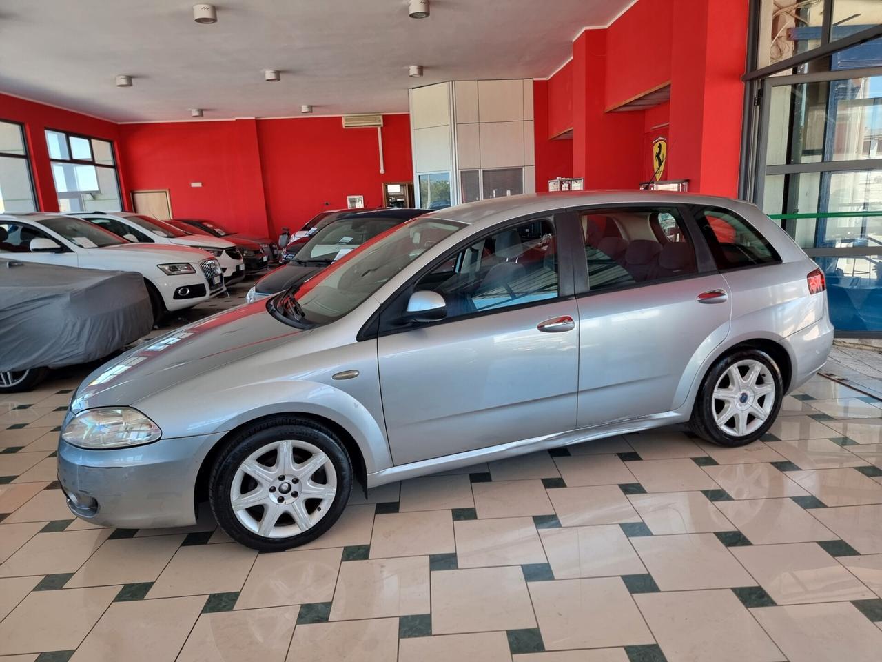 Fiat Croma 1.9 Multijet Emotion