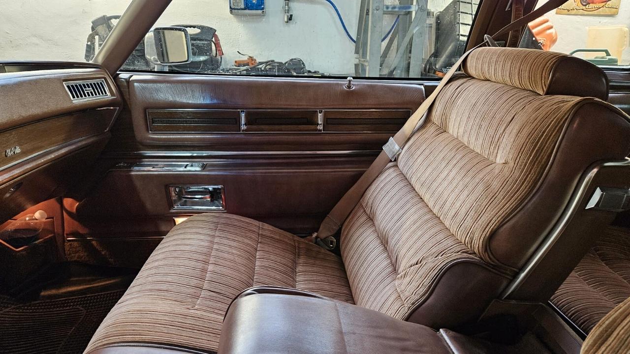Cadillac Deville 1975