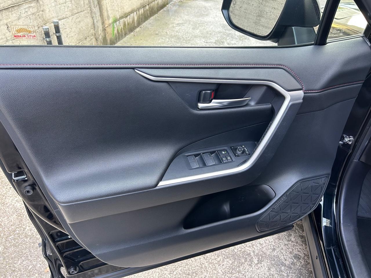 Suzuki Across 2.5 Plug-in Hybrid E-CVT 4WD Top