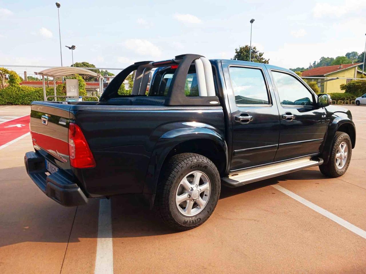 Isuzu D-Max autom. 5 posti - PERFETTA