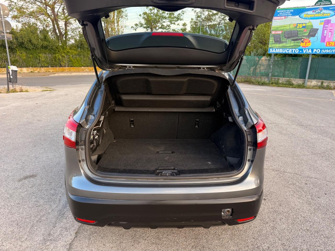 Nissan Qashqai Automatico GARANZIA 12 mesi
