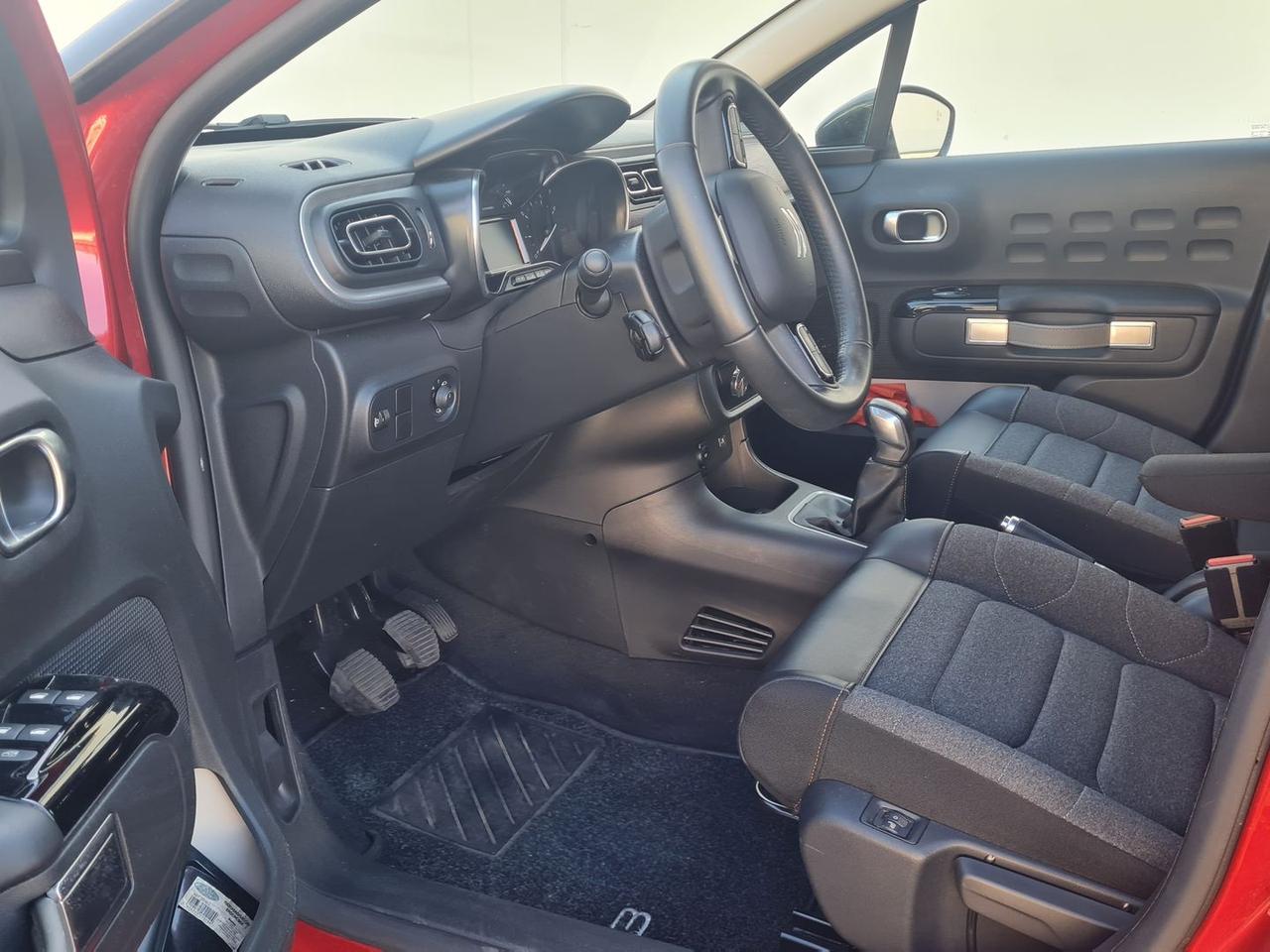 Citroen C3 1.5 Blue HDi 130 Shine Pack #9484