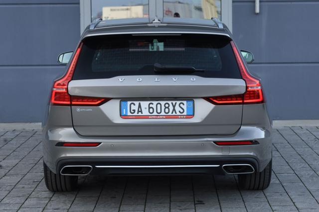 VOLVO V60 Cross Country D3 AWD Geartronic Inscription