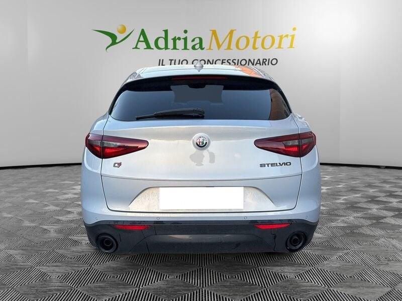 Alfa Romeo Stelvio 2.2 Turbodiesel 190 CV AT8 Q4 Sprint