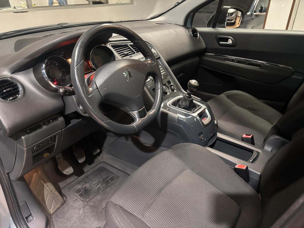 Peugeot 5008 2.0 hdi 16v Allure (feline) 150cv*EURO5