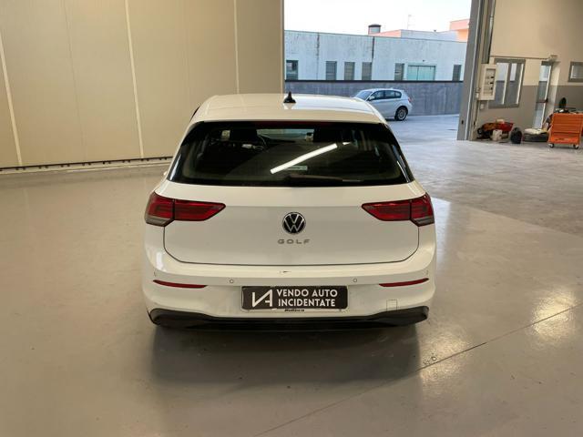 VOLKSWAGEN Golf 8 2.0 TDI 116CV LIFE CAMBIO MANUALE