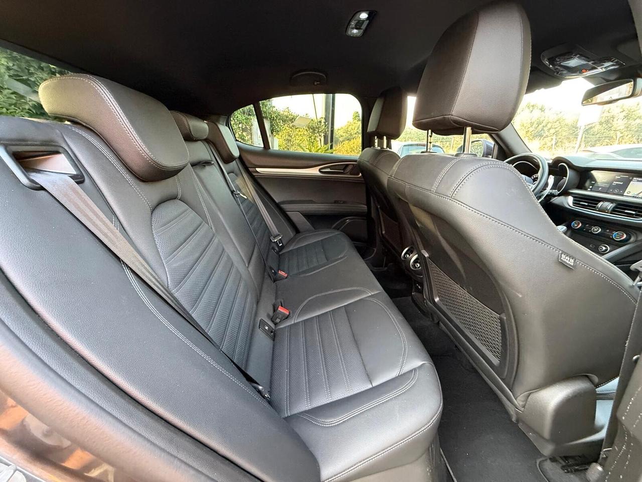 Alfa Romeo Stelvio 2.0 Turbo 280 CV AT8 Q4 Veloce