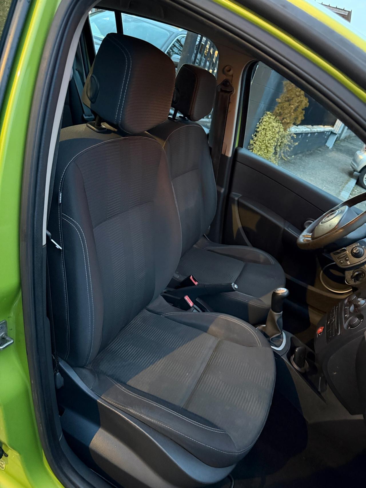 Renault Clio 1.2 16V 5 porte GPL Dynamique 75CV