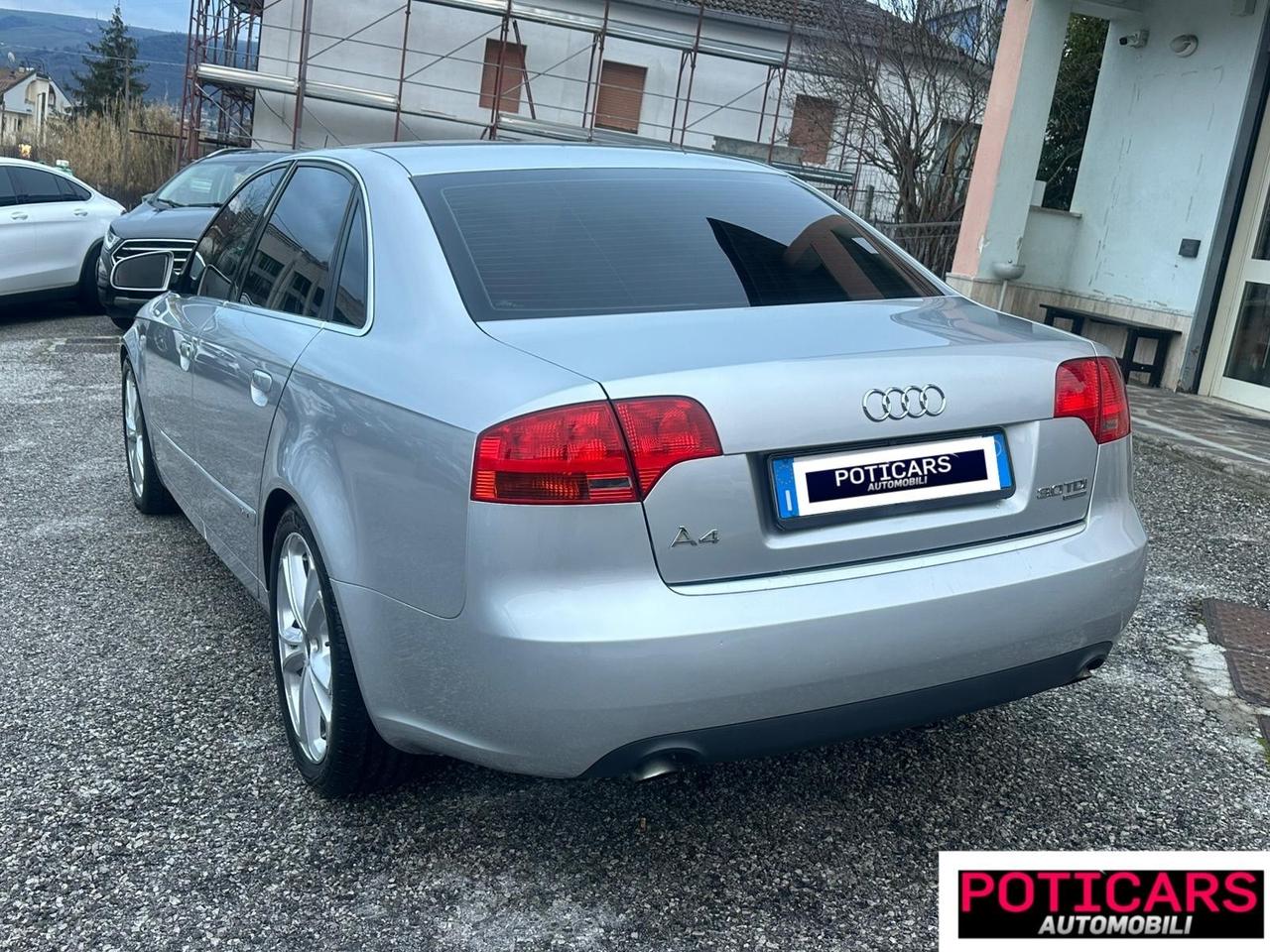 Audi A4 3.0/233CV TDI quattro Sline