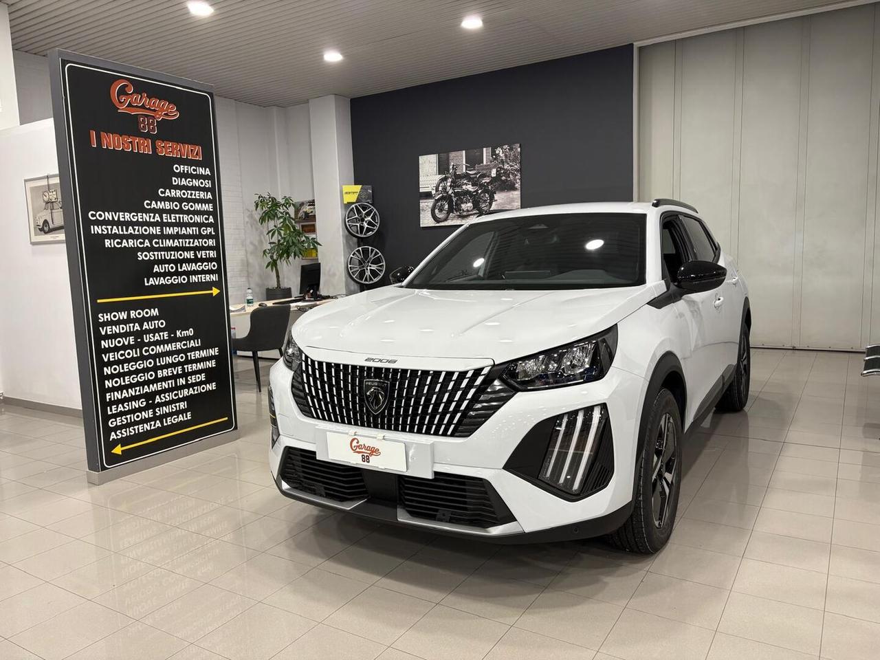 Peugeot 2008 1.2 puretech Allure s&s 100cv