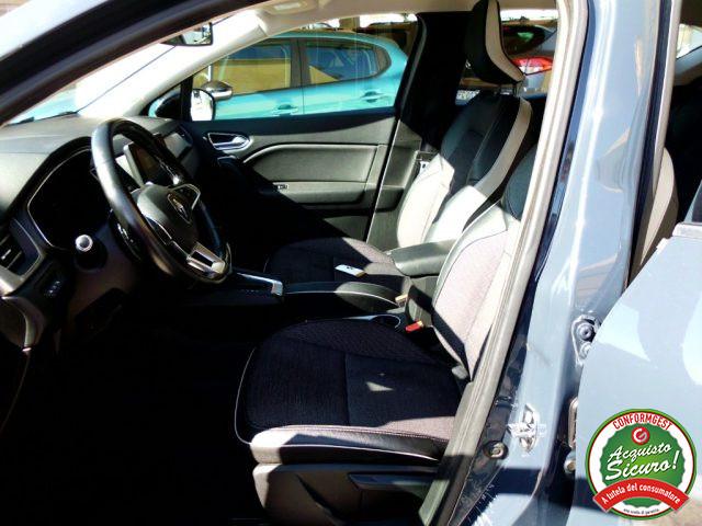 RENAULT Captur dCi 8V 90 CV EDC Initiale Paris