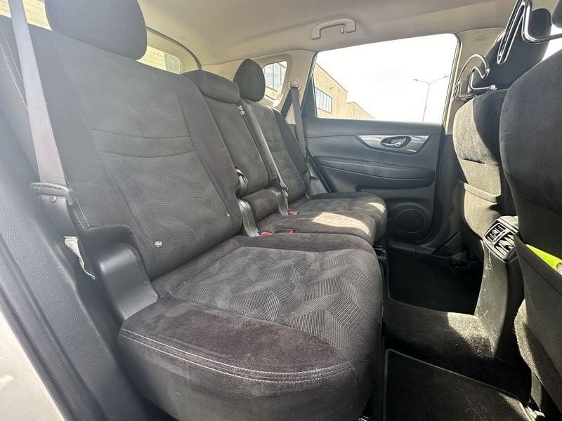 Nissan X-Trail X-Trail 1.6 dci Acenta Premium 4wd E6