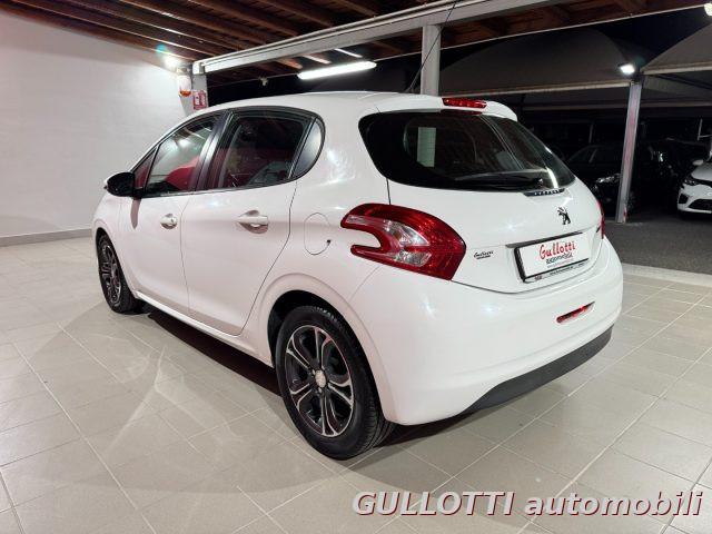 PEUGEOT 208 1.4 8V HDi 68CV 5p. Allure