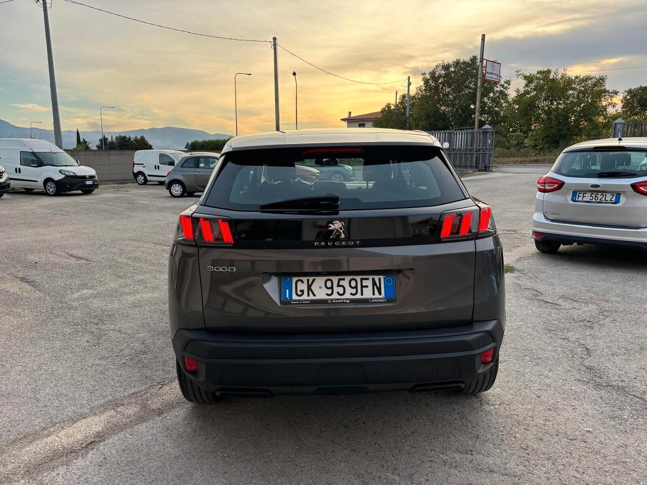 Peugeot 3008 BlueHDi 130 S&S Active Pack 04/2022