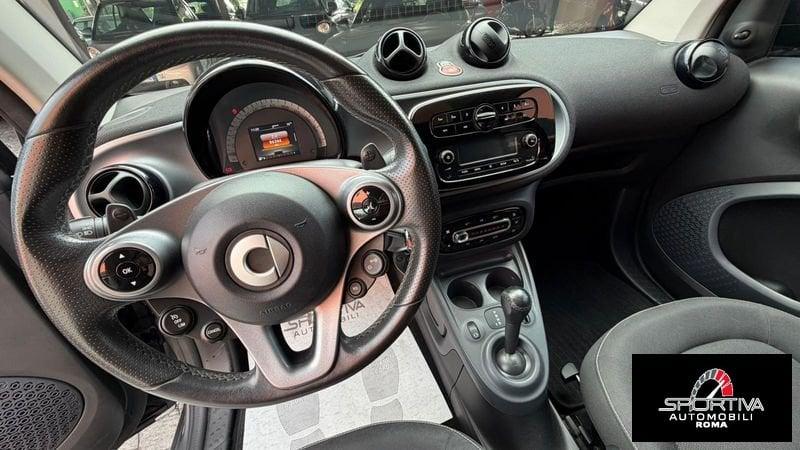 smart fortwo PACCHETTO SPORT OPACA RATA MENSILE 210,00 EURO fortwo 70 1.0 Passion