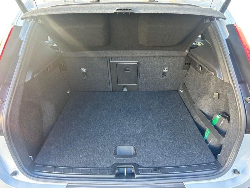 Volvo XC40 D3 150 CV Automatica Momentum Pro