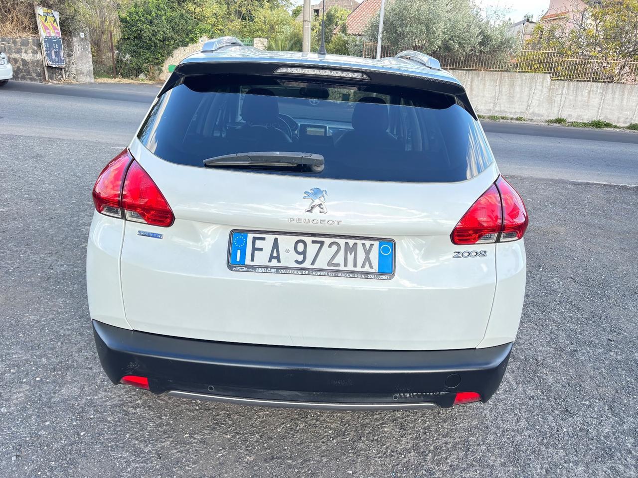 Peugeot 2008 BlueHDi 100 Allure