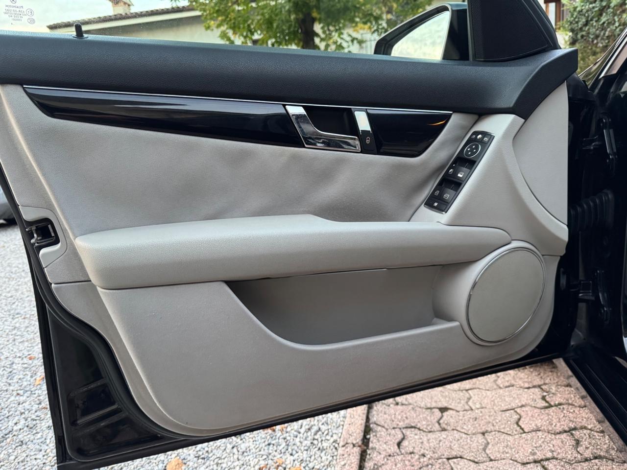 Mercedes-benz C 220 CDI S.W. BlueEFFICIENCY Executive