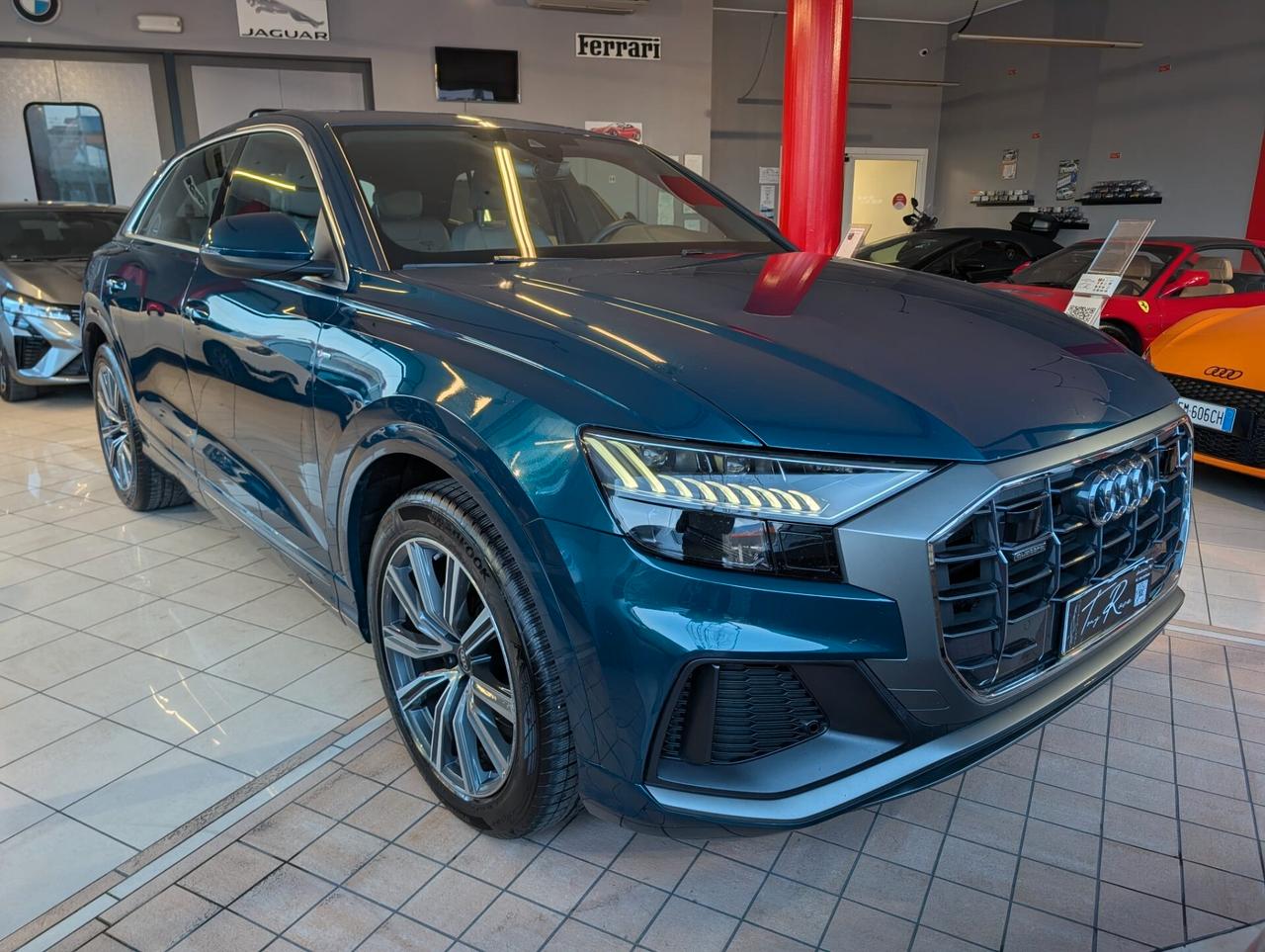 Audi Q8 45 TDI quattro 3.0 diesel S-LINE IVA ESPOSTA
