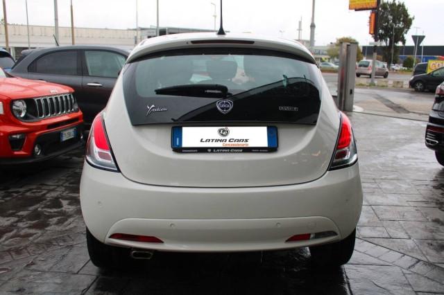 Lancia Ypsilon III 1.0 hybrid Gold s&s 70cv Con CarPlay