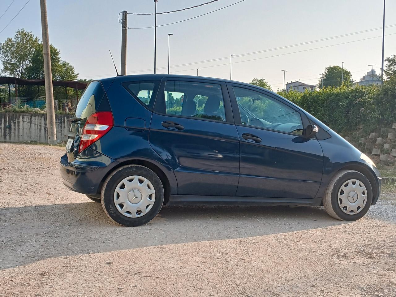 Mercedes-benz A 170 .