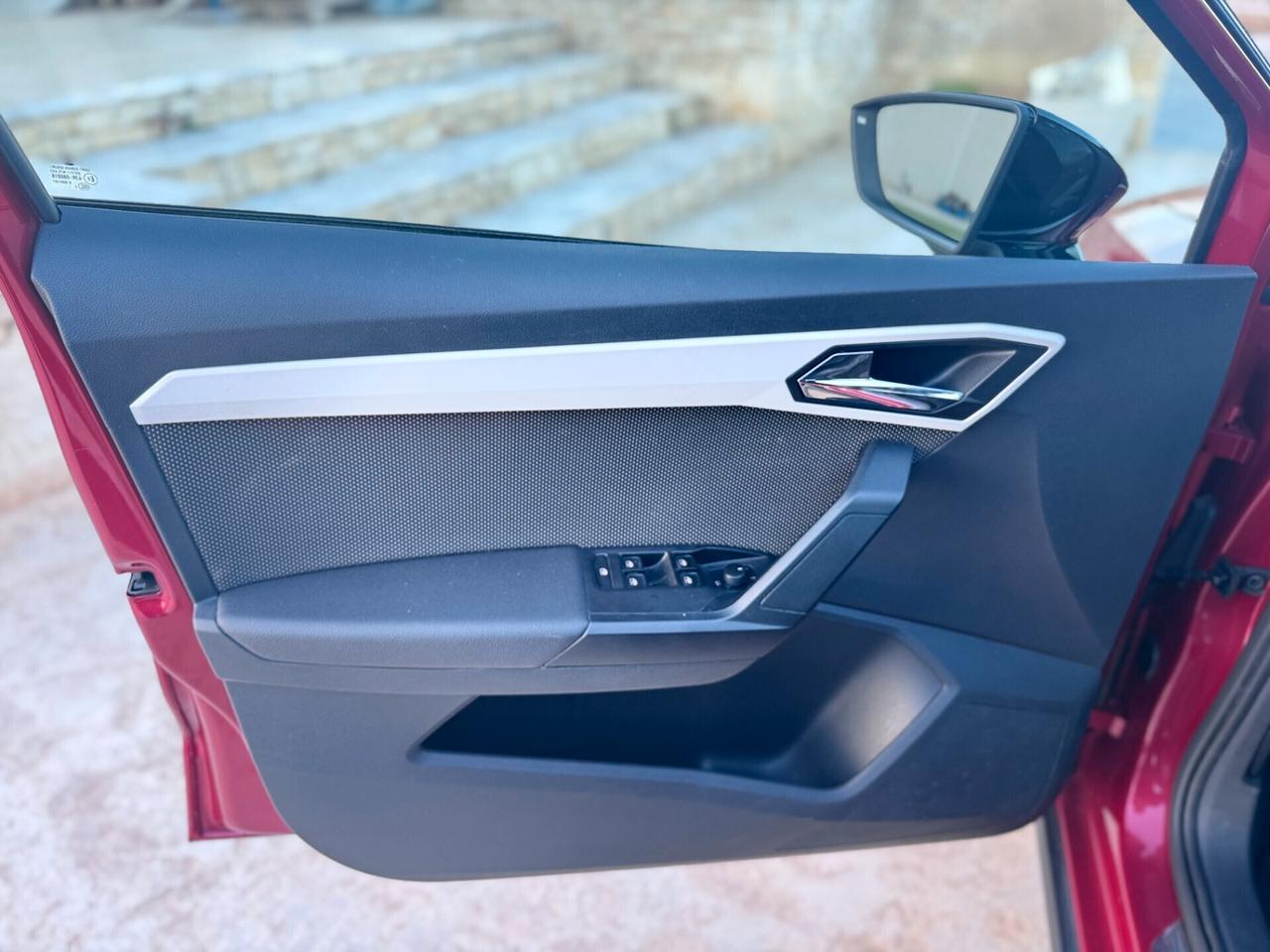 Seat Arona 1.6 TDI 95 CV XCELLENCE Virtual*Carplay