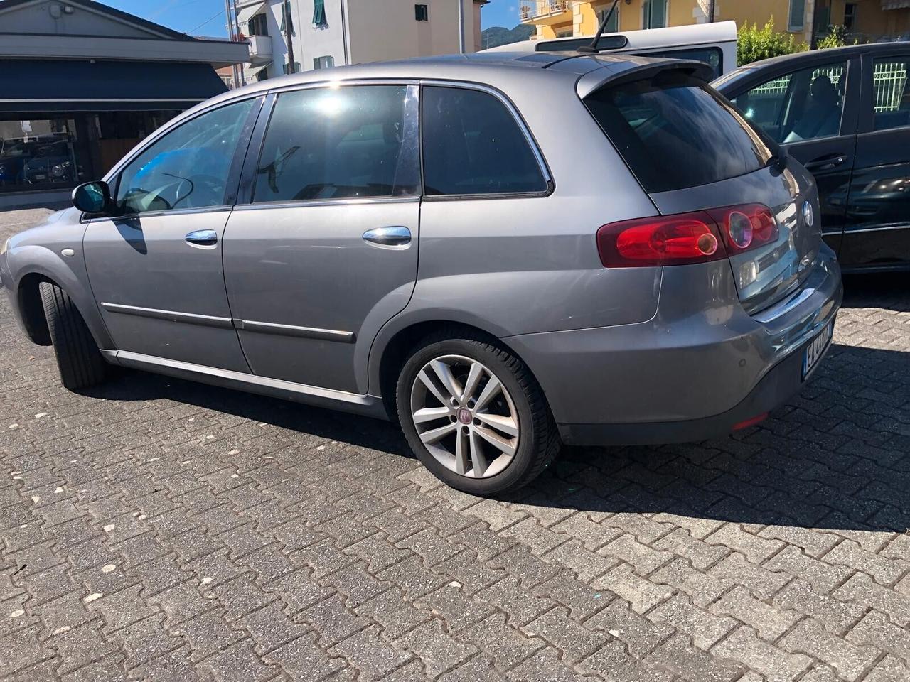 Fiat Croma 1.9 Multijet 16V aut. Emotion GARANZIA DI LEGGE 12 MESI
