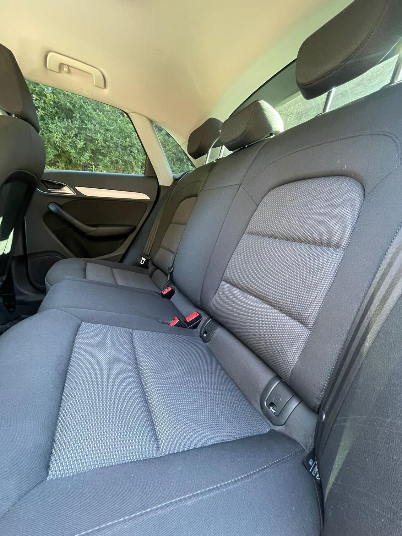 Audi Q3 2.0 TDI 150 CV quattro S tronic Business