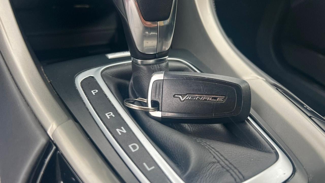 Ford Mondeo Full Hybrid 2.0 187 CV eCVT 4 porte Vignale