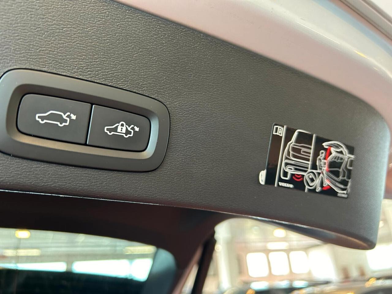 Volvo XC40 MOMENTUM PRO D3 Geartronic