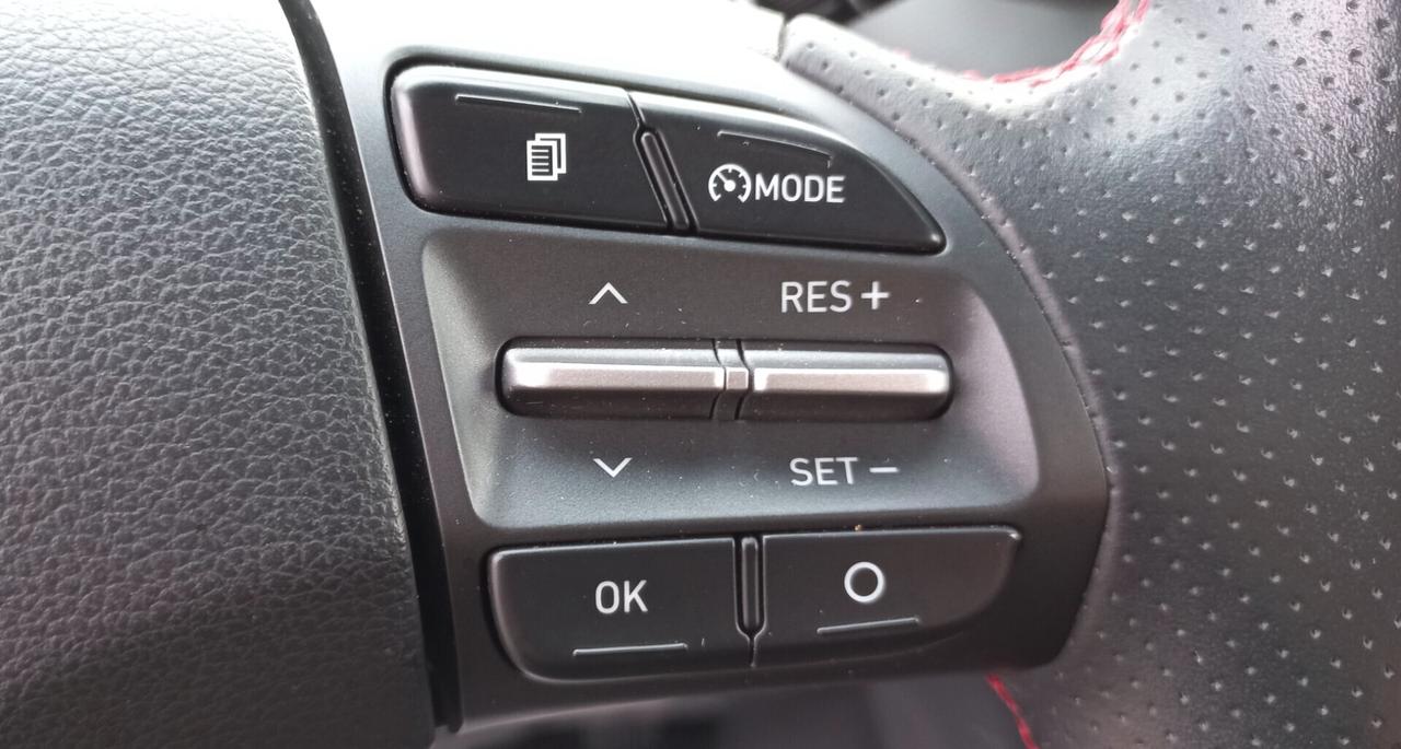 Hyundai Kona 1.0 T-GDI Xpossible