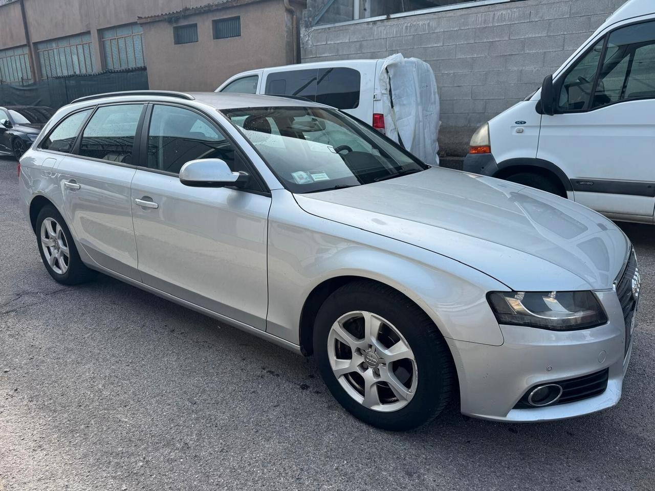 Audi A4 Avant 2.0 TDI 143CV F.AP. mult. Ambiente*EURO5