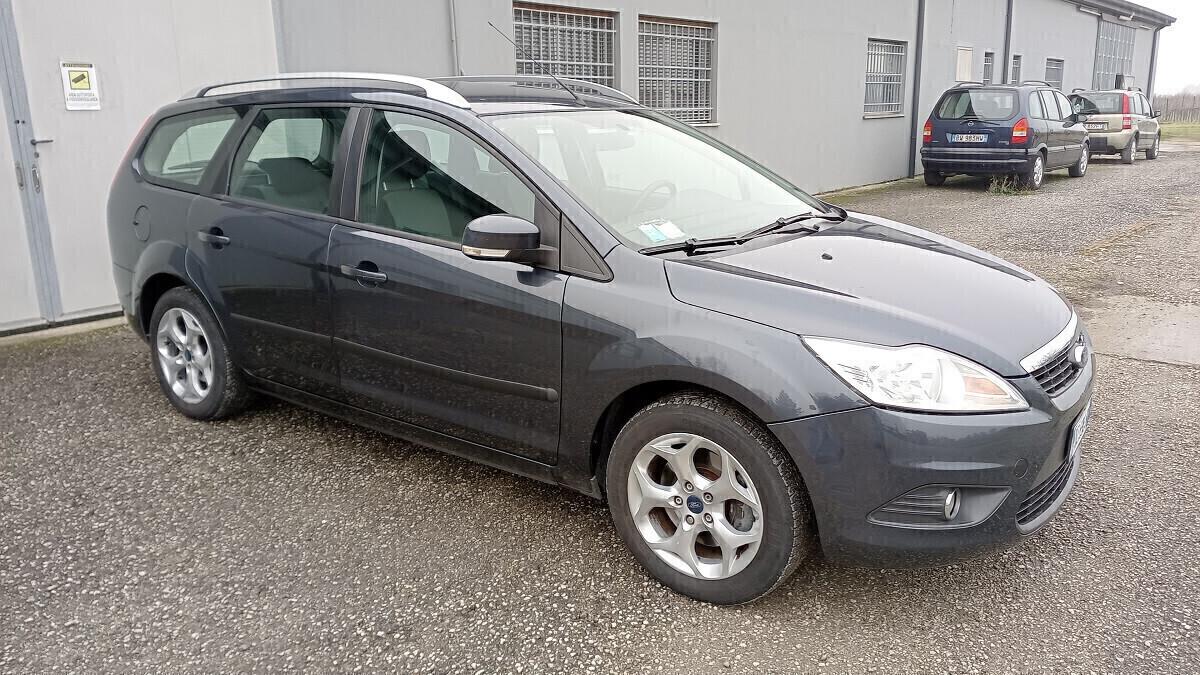 Ford Focus Style Wagon 2.0 Titanium -Gpl -