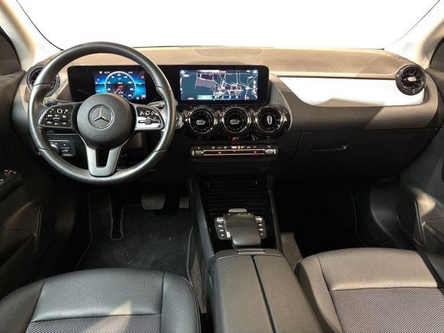 MERCEDES-BENZ GLA 180 d Automatic Business Extra