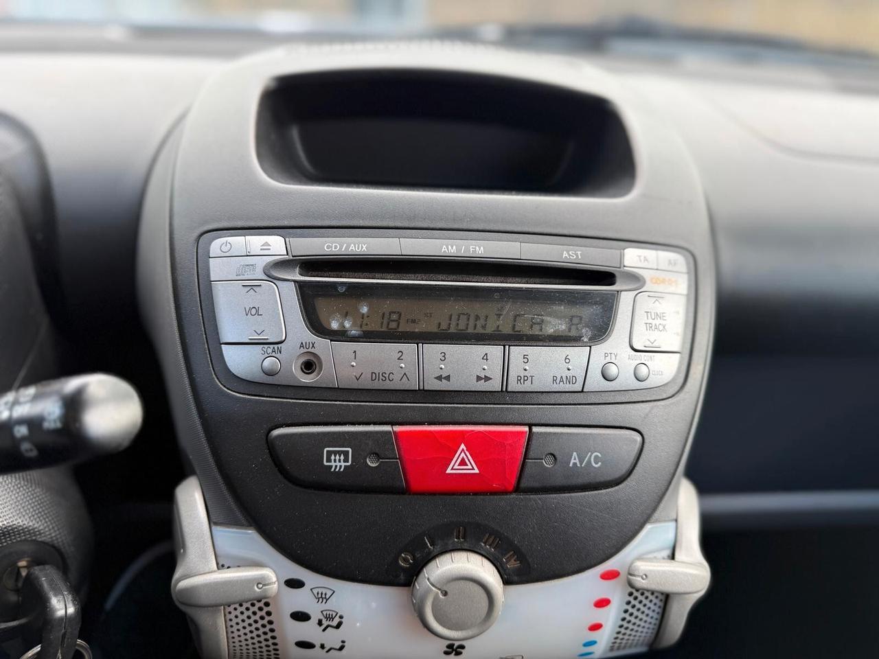 Peugeot 107 1.0 68CV 3p. Plaisir